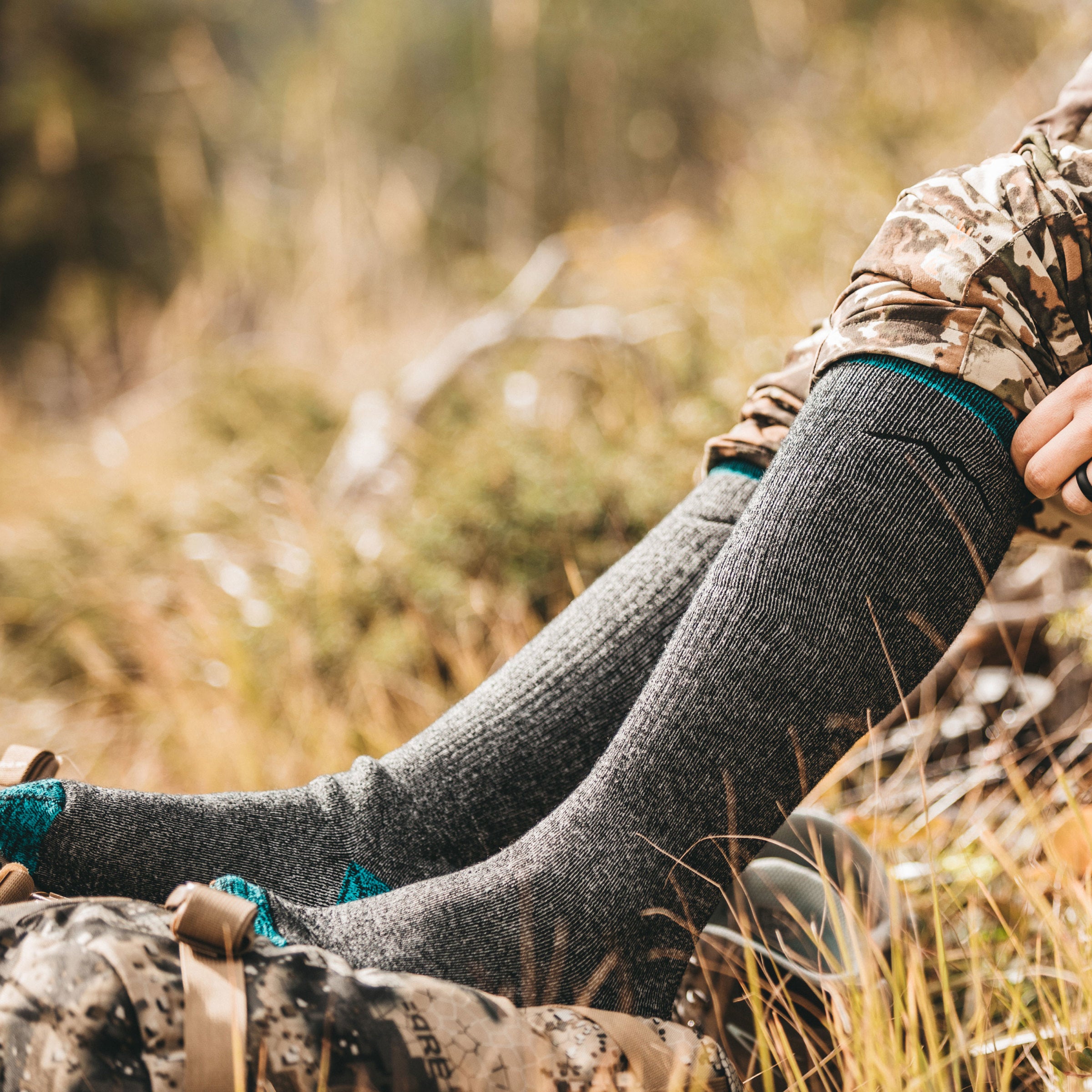 Women's Mountaineering Over-the-Calf Heavyweight Hiking Socks - Image 4